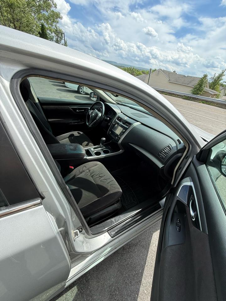 Nissan Altima 4dr Sdn I4 2.5 SV 2013