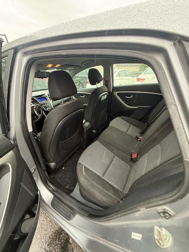 Hyundai Elantra GT 5dr HB Auto PZEV 2013