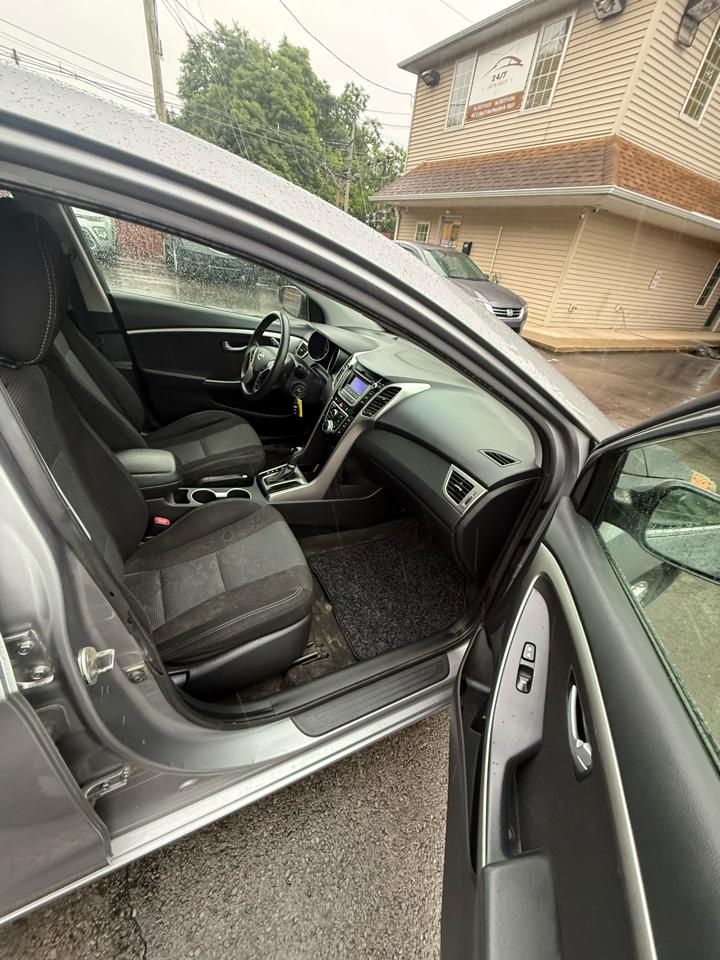Hyundai Elantra GT 5dr HB Auto PZEV 2013