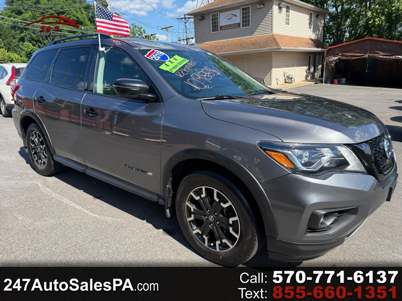 Nissan Pathfinder 4x4 SV 2019