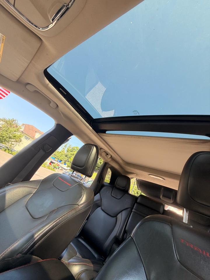 Jeep Cherokee 4WD 4dr Trailhawk 2016