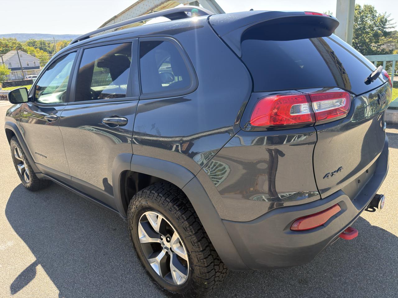 Jeep Cherokee 4WD 4dr Trailhawk 2016
