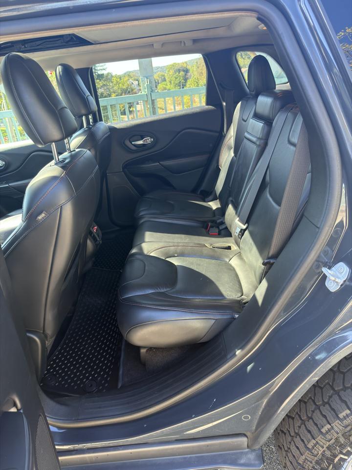Jeep Cherokee 4WD 4dr Trailhawk 2016
