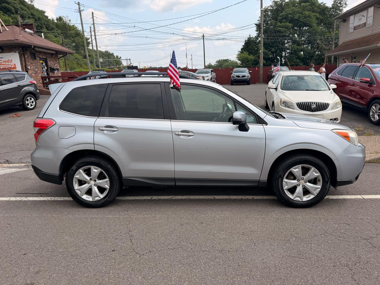 Subaru Forester 4dr Auto 2.5i Touring PZEV 2014