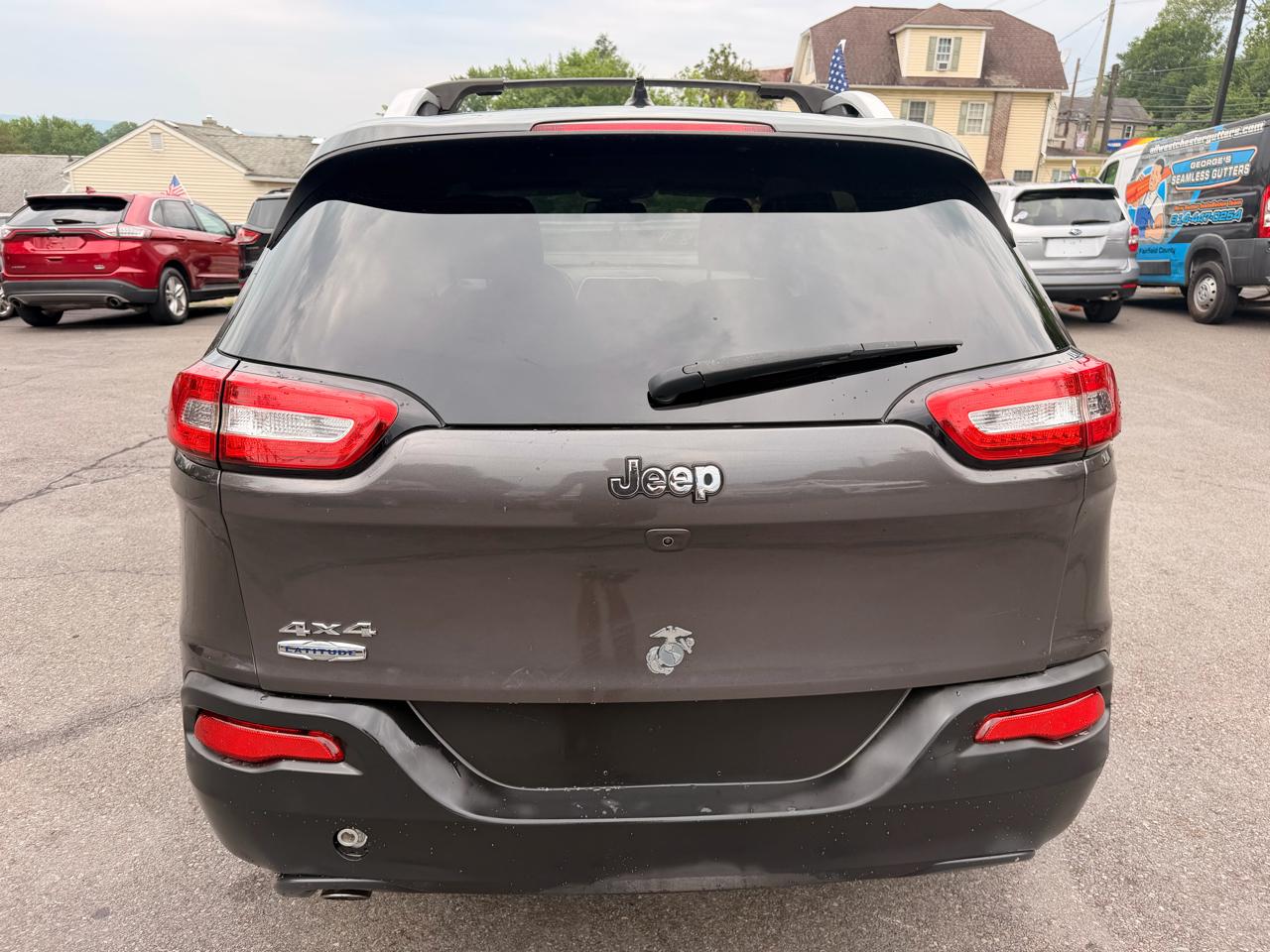 Jeep Cherokee 4WD 4dr Latitude 2015