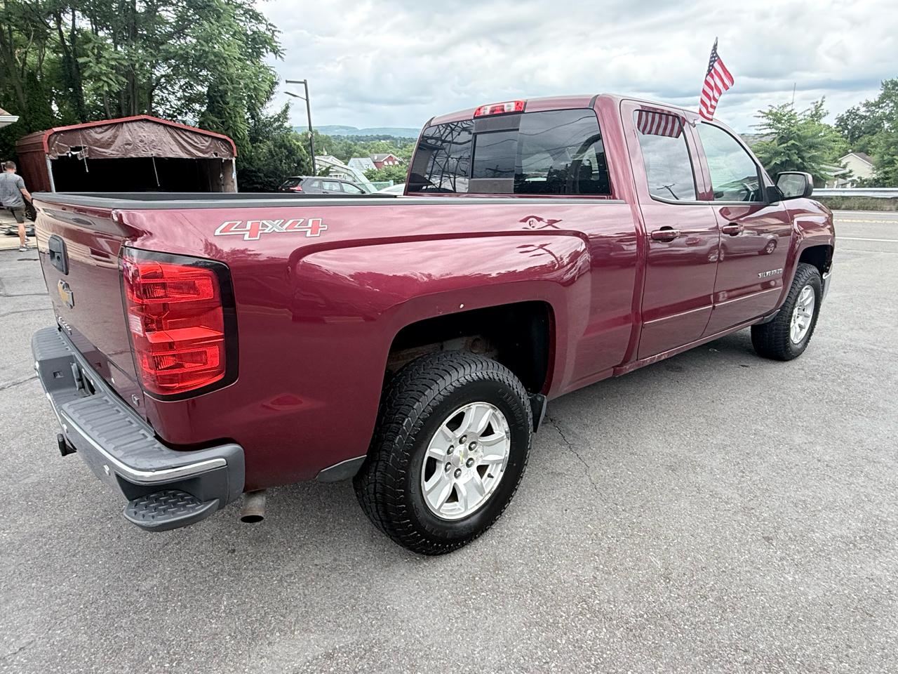 Chevrolet Silverado 1500 4WD Double Cab 143.5" LT w/1LT 2015