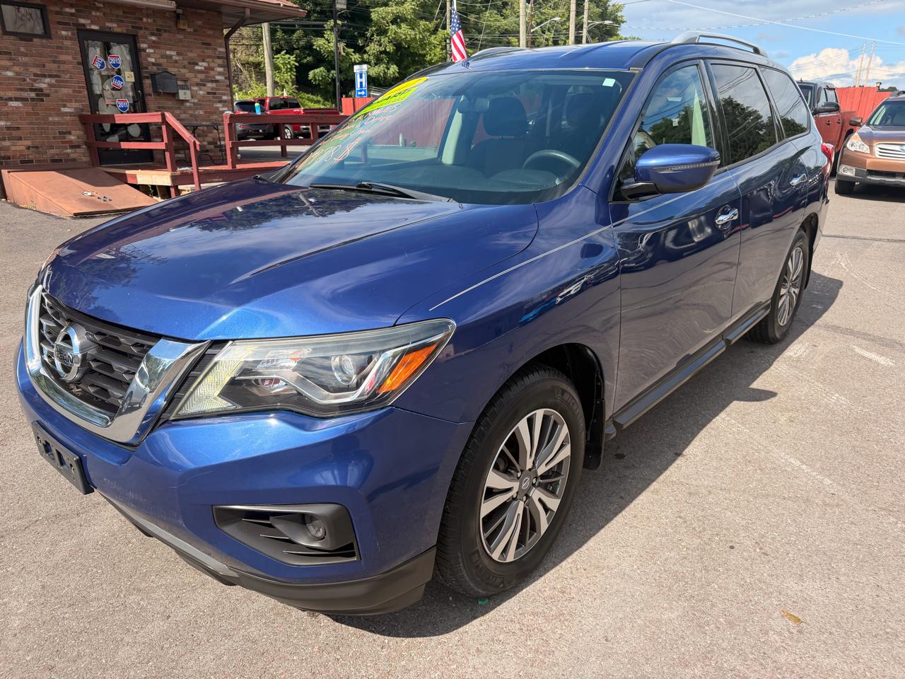 Nissan Pathfinder 4x4 S 2017