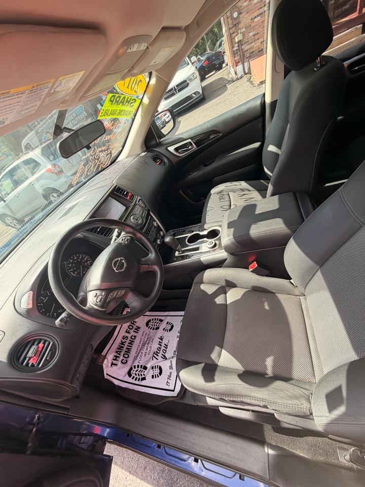 Nissan Pathfinder 4x4 S 2017