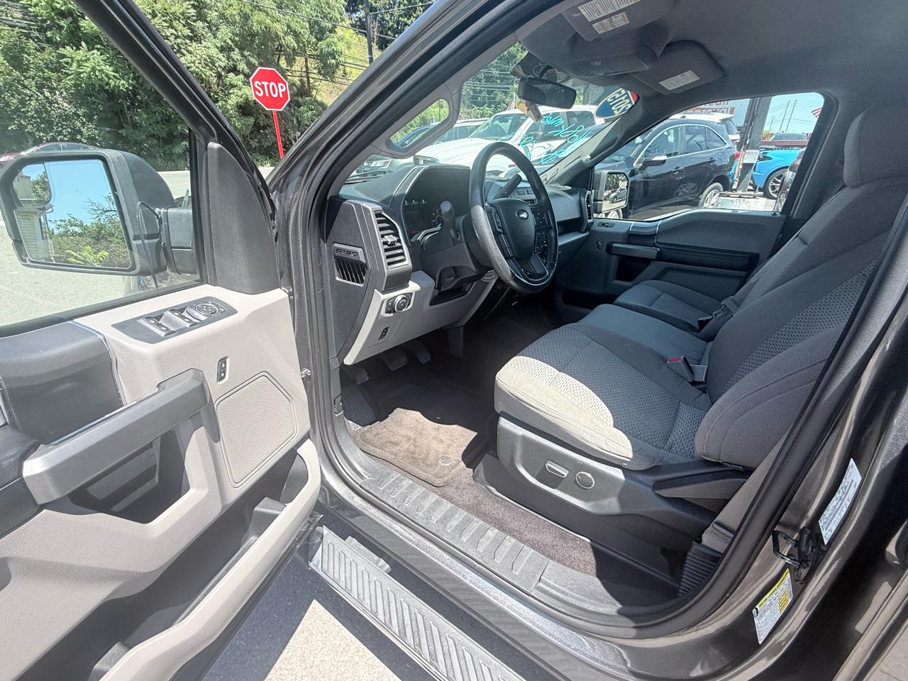 Ford F-150 4WD SuperCrew 145" King Ranch 2015