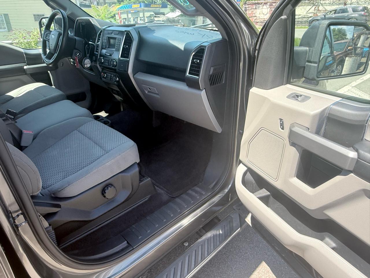 Ford F-150 4WD SuperCrew 145" King Ranch 2015