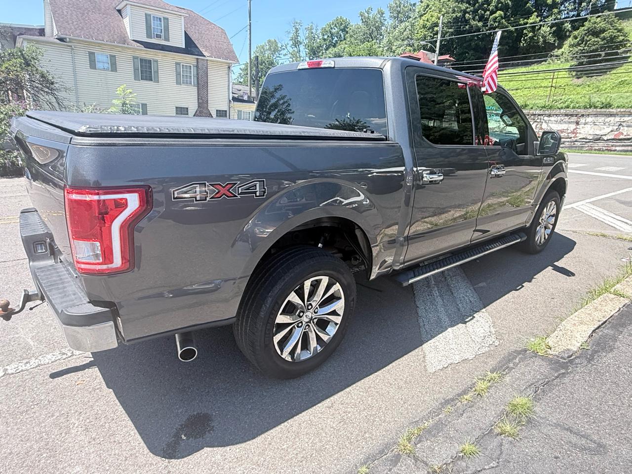 Ford F-150 4WD SuperCrew 145" King Ranch 2015