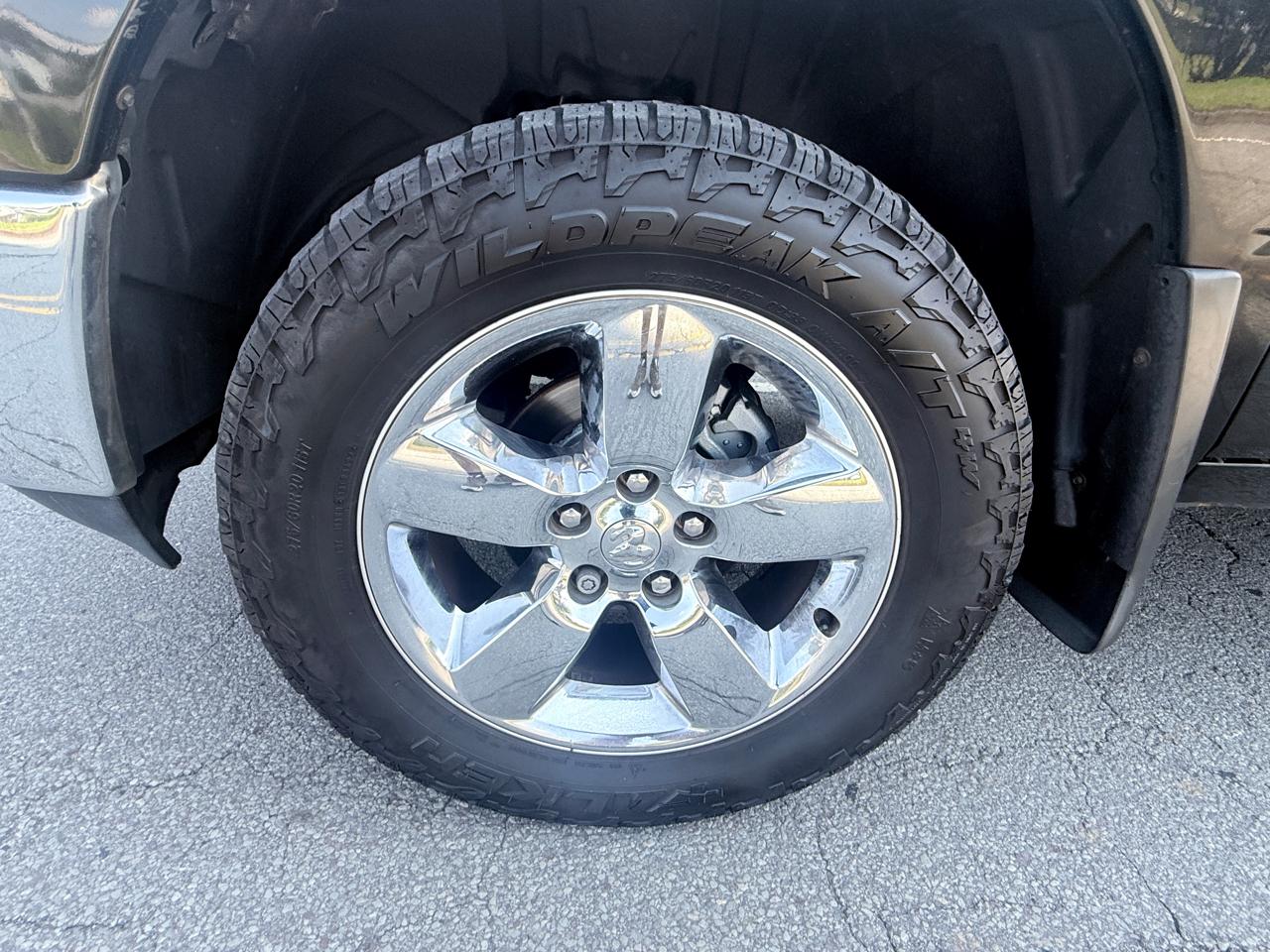 RAM 1500 4WD Crew Cab 140.5" Big Horn 2014