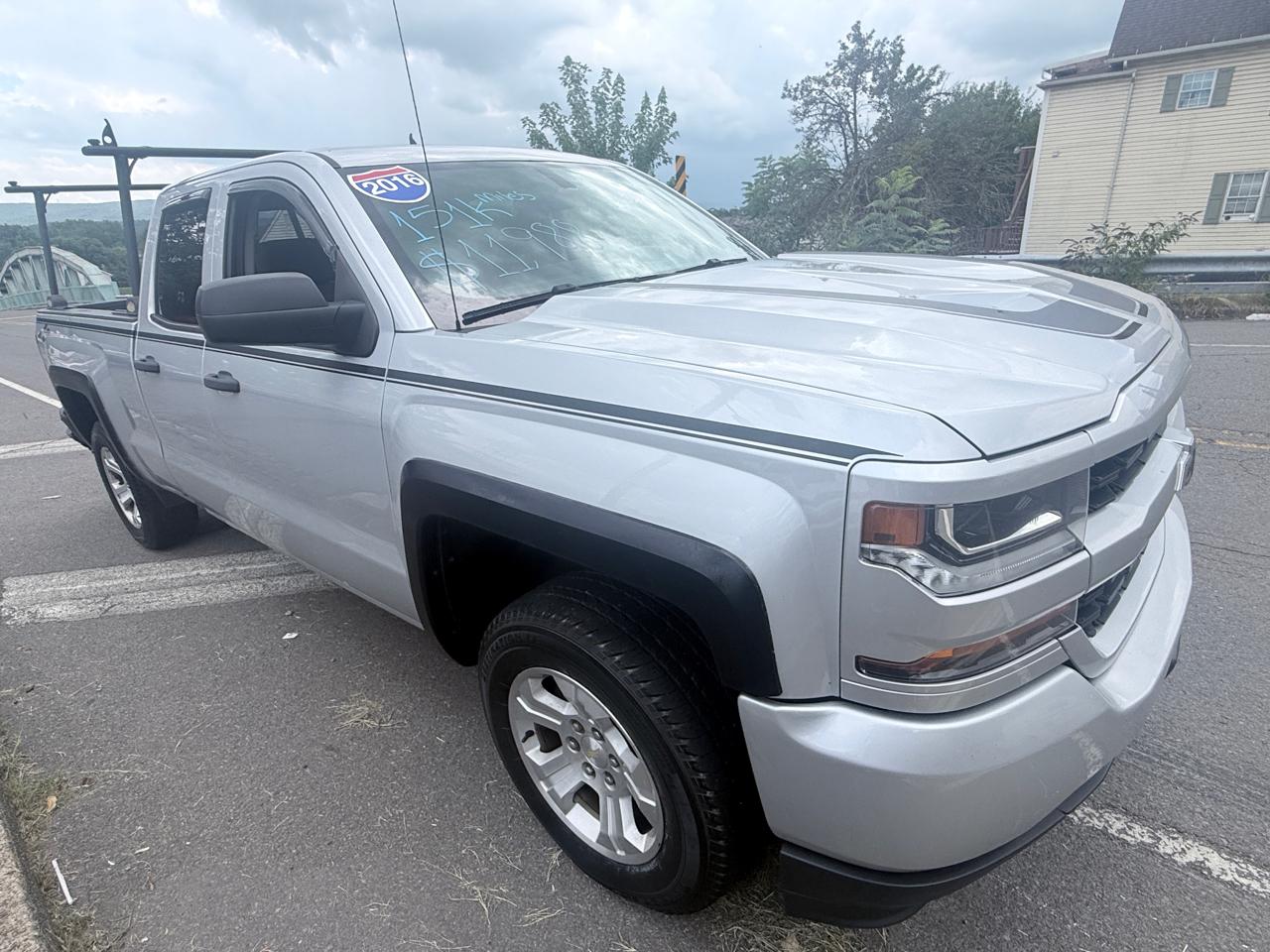 Chevrolet Silverado 1500 4WD Double Cab 143.5" Custom 2016