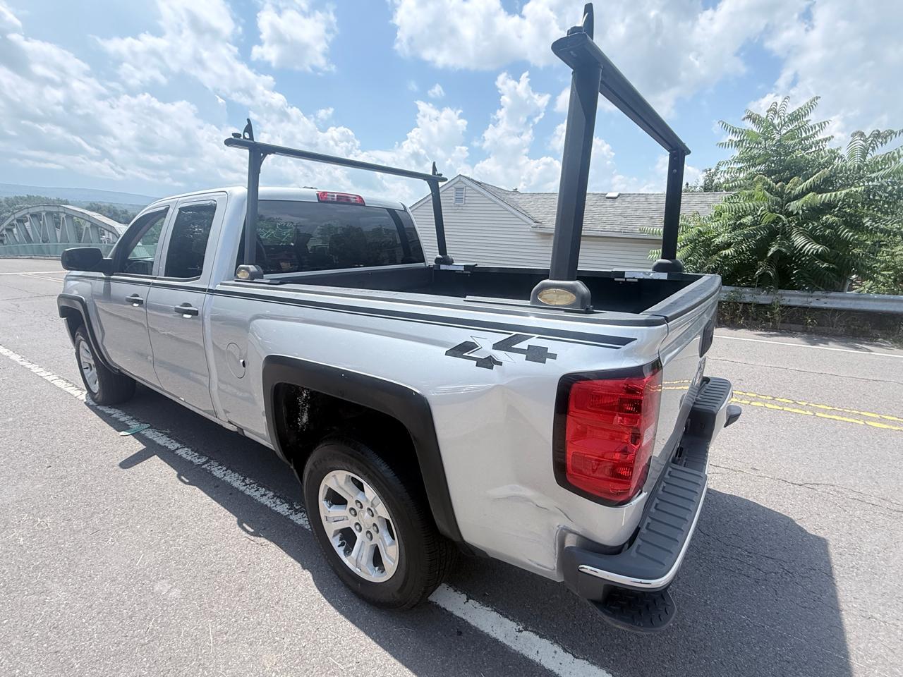 Chevrolet Silverado 1500 4WD Double Cab 143.5" Custom 2016