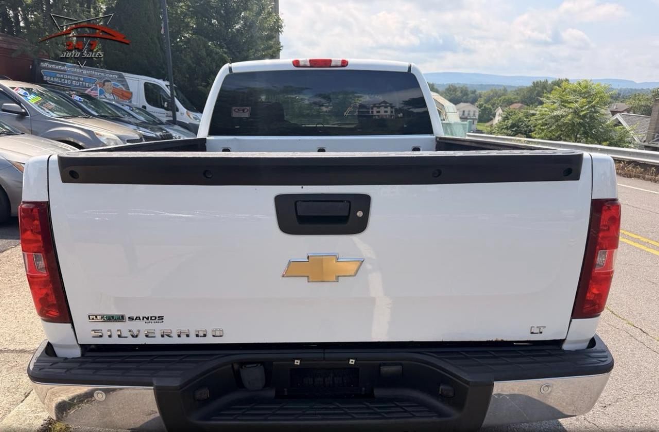 Chevrolet Silverado 1500 4WD Ext Cab 143.5" LT 2011