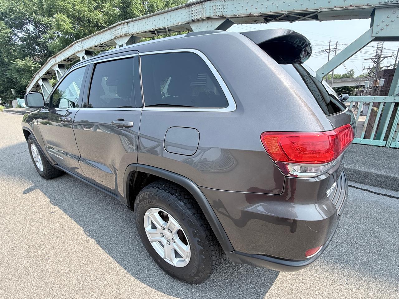 Jeep Grand Cherokee 4WD 4dr Laredo 2014