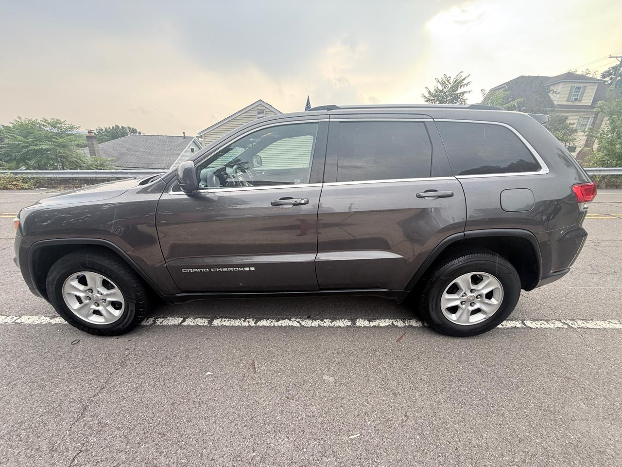 Jeep Grand Cherokee 4WD 4dr Laredo 2015