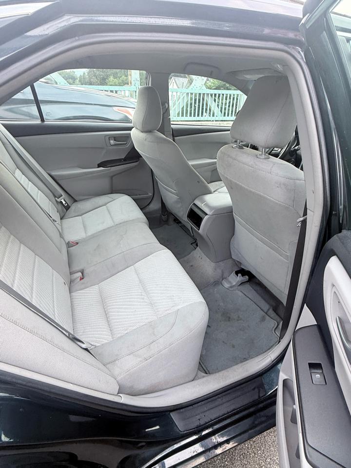 Toyota Camry 4dr Sdn I4 Auto SE w/Special Edition Pkg (Natl) 2016
