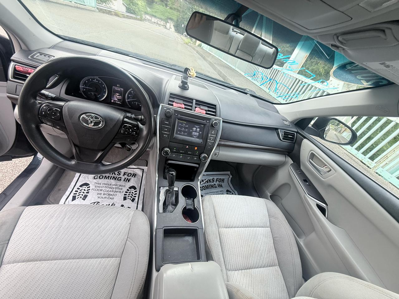 Toyota Camry 4dr Sdn I4 Auto SE w/Special Edition Pkg (Natl) 2016