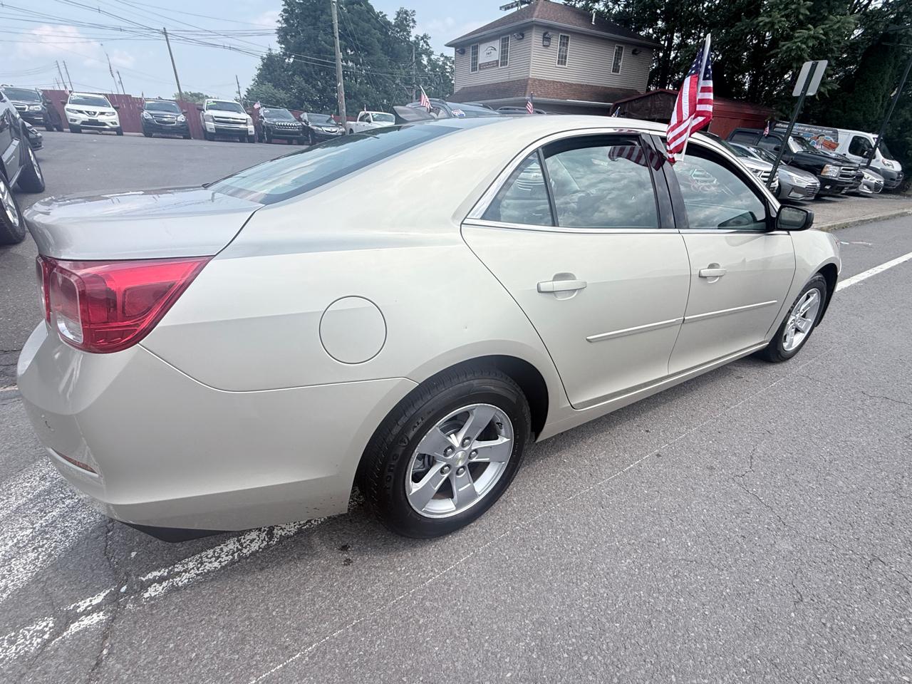Chevrolet Malibu 4dr Sdn LS w/1LS 2015