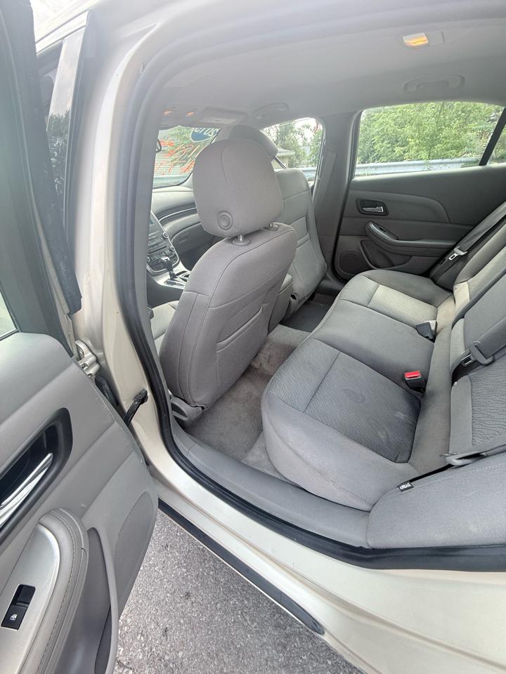 Chevrolet Malibu 4dr Sdn LS w/1LS 2015