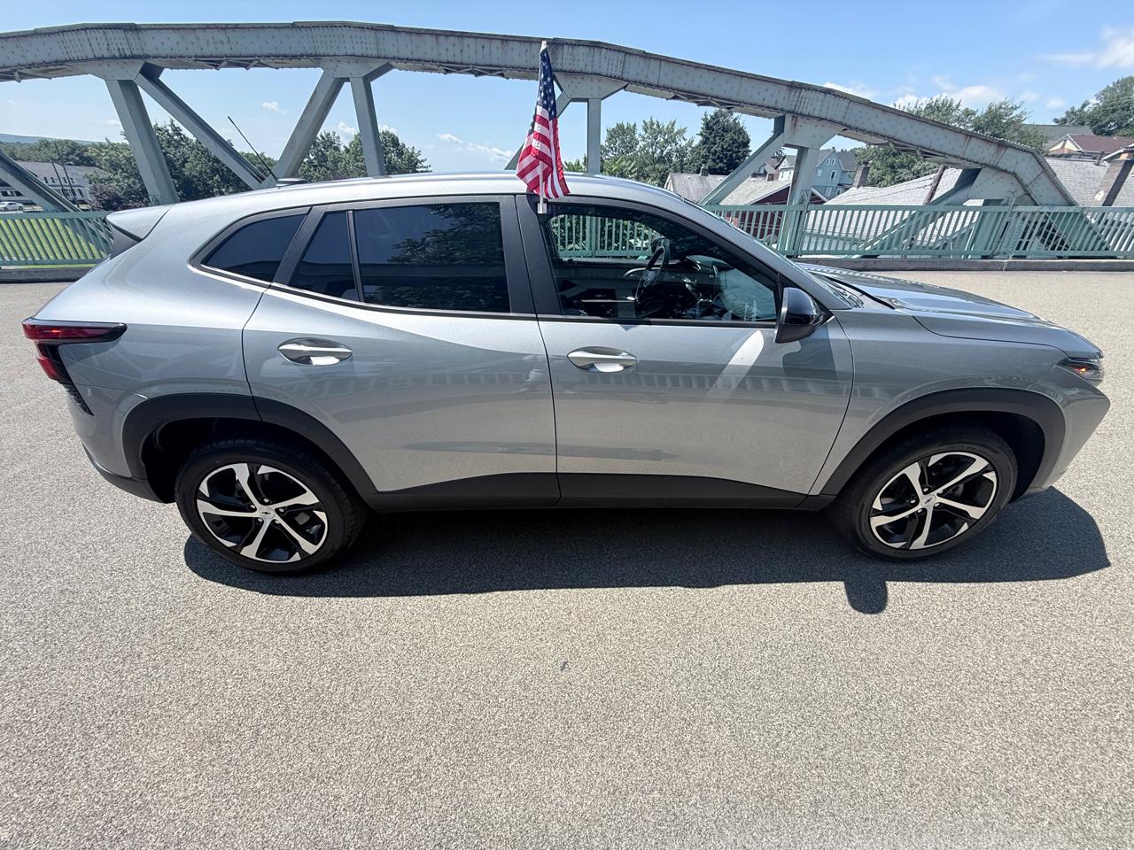 Chevrolet Trax FWD 4dr 1RS 2024