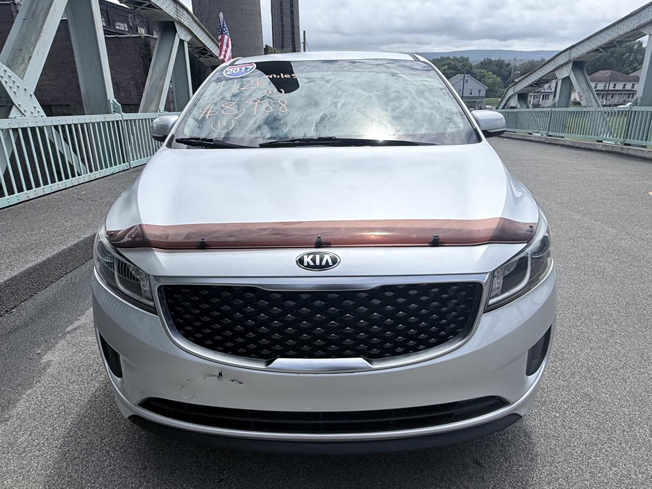 Kia Sedona L FWD 2017
