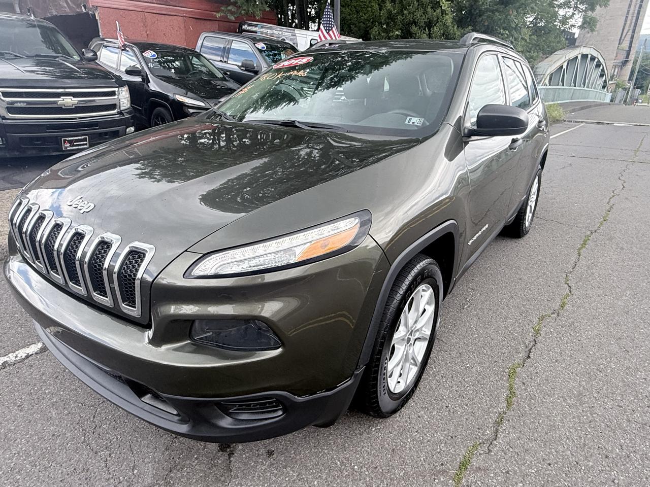 Jeep Cherokee 4WD 4dr Sport 2015
