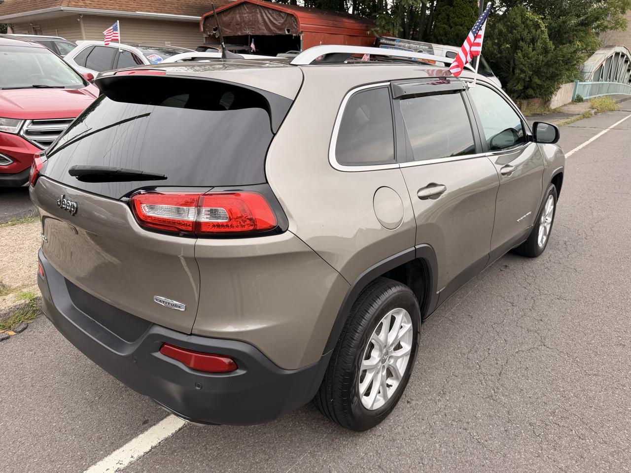 Jeep Cherokee 4WD 4dr Latitude 2016