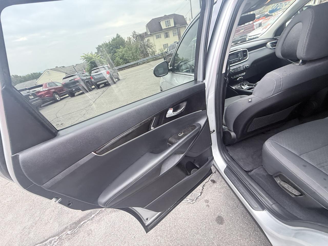 Kia Sorento AWD 4dr 2.4L LX 2016