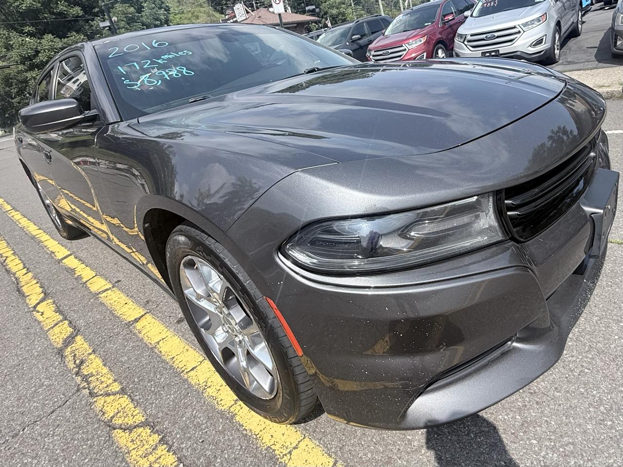 Dodge Charger 4dr Sdn SXT AWD 2016