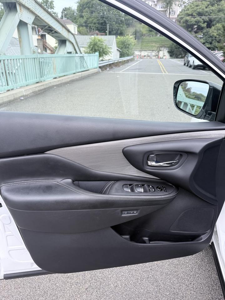 Nissan Murano AWD 4dr Platinum 2015