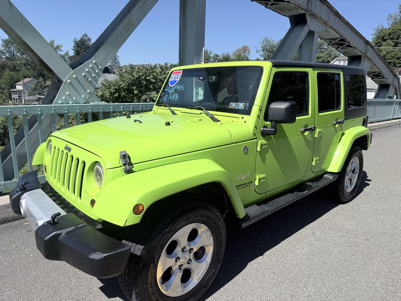 Jeep Wrangler Unlimited 4WD 4dr Sahara 2013
