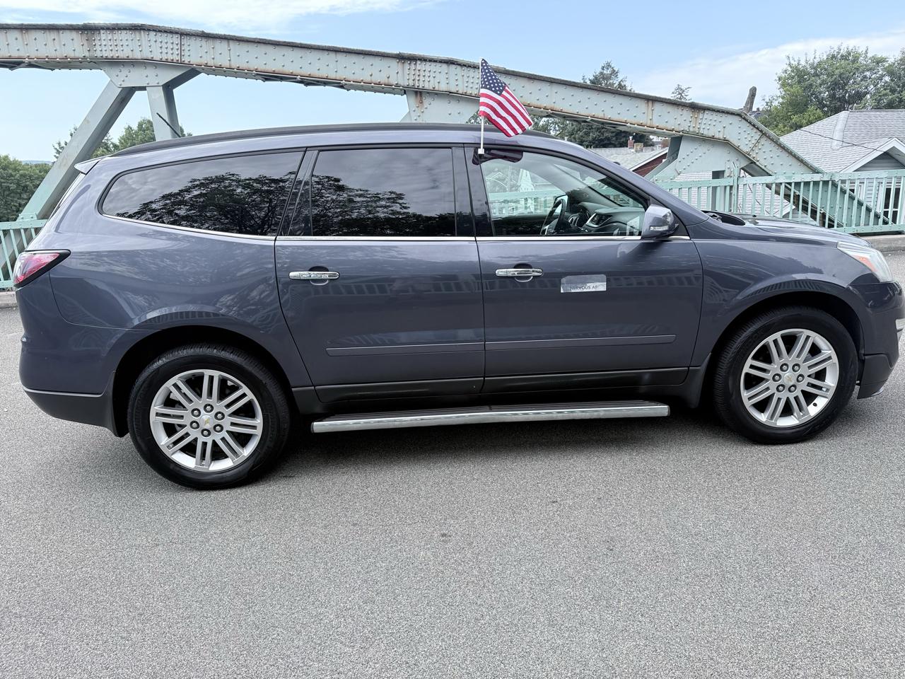 Chevrolet Traverse FWD 4dr LT w/1LT 2013