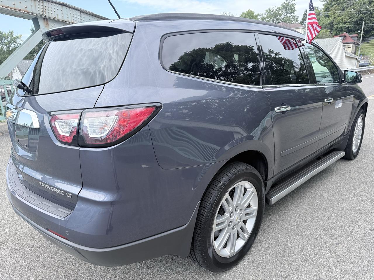 Chevrolet Traverse FWD 4dr LT w/1LT 2013