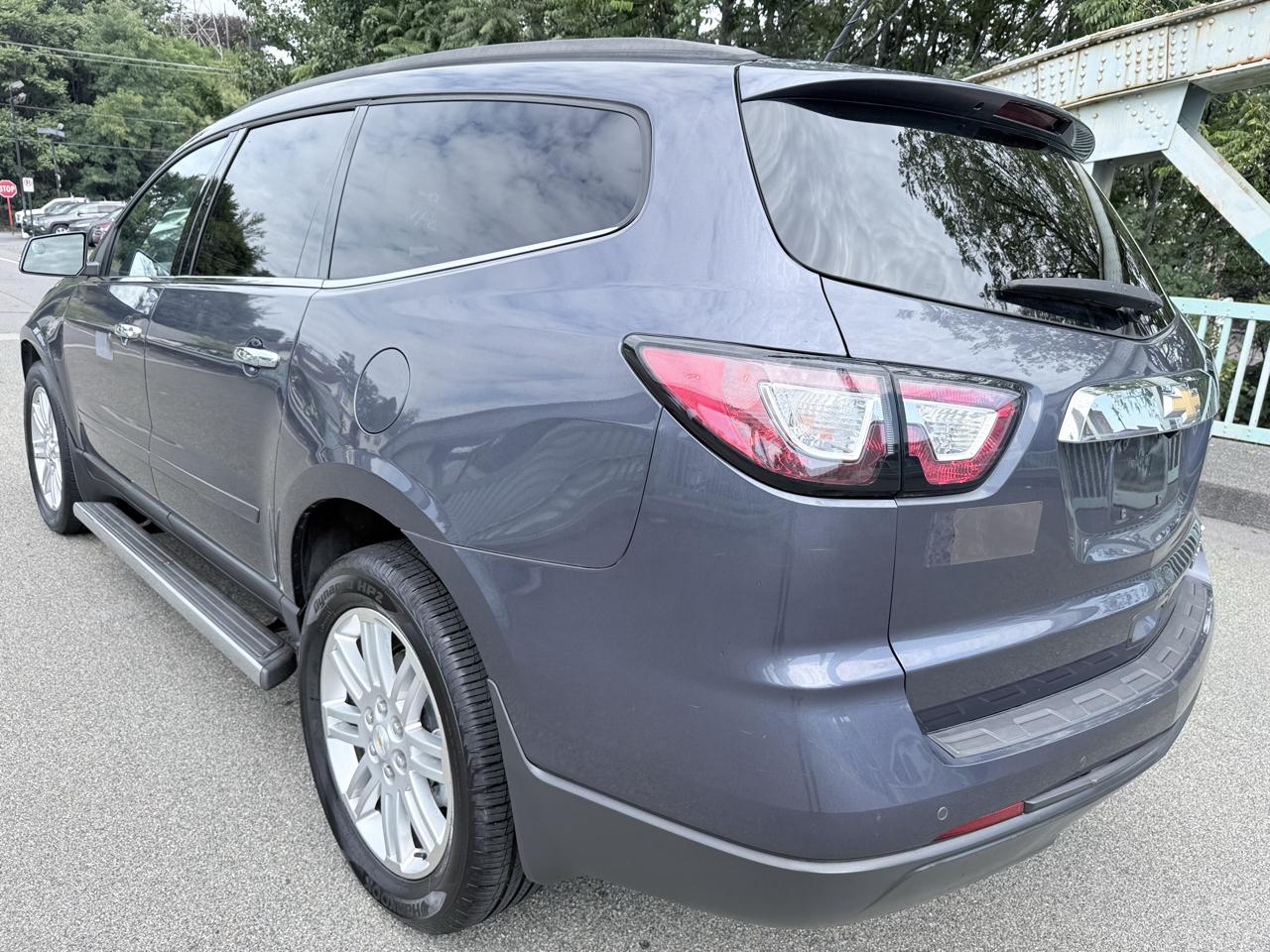 Chevrolet Traverse FWD 4dr LT w/1LT 2013