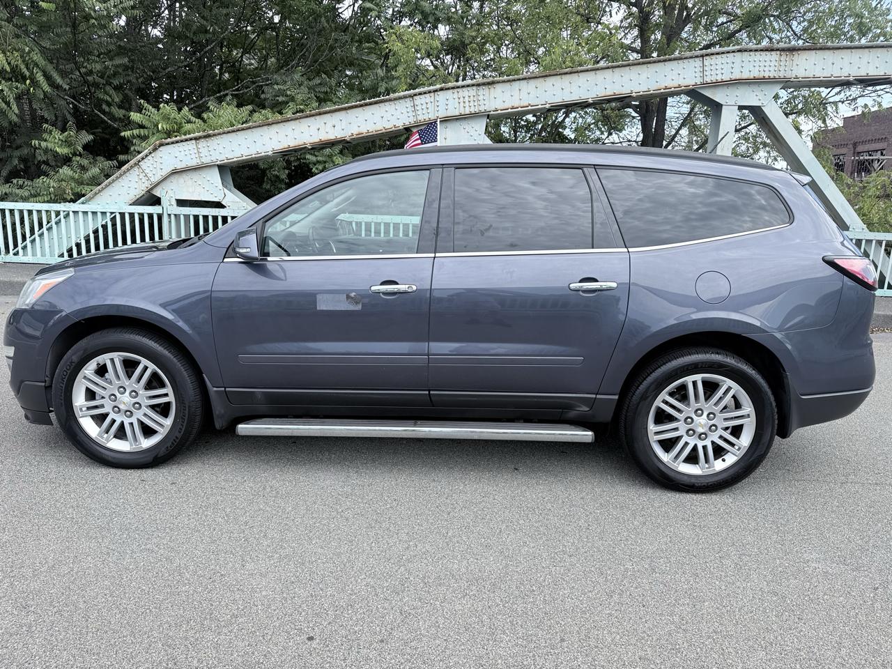 Chevrolet Traverse FWD 4dr LT w/1LT 2013