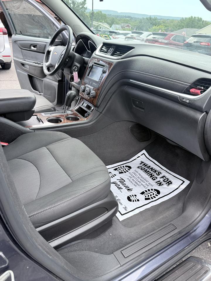 Chevrolet Traverse FWD 4dr LT w/1LT 2013