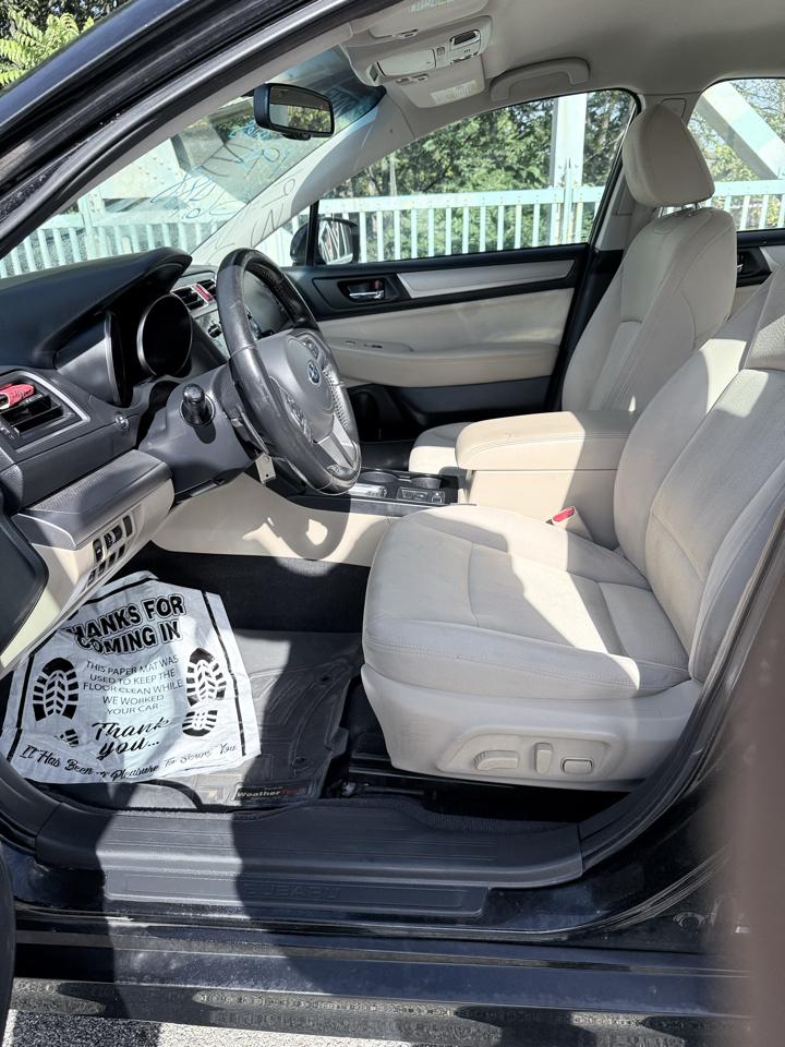 Subaru Legacy 4dr Sdn 2.5i Premium 2015