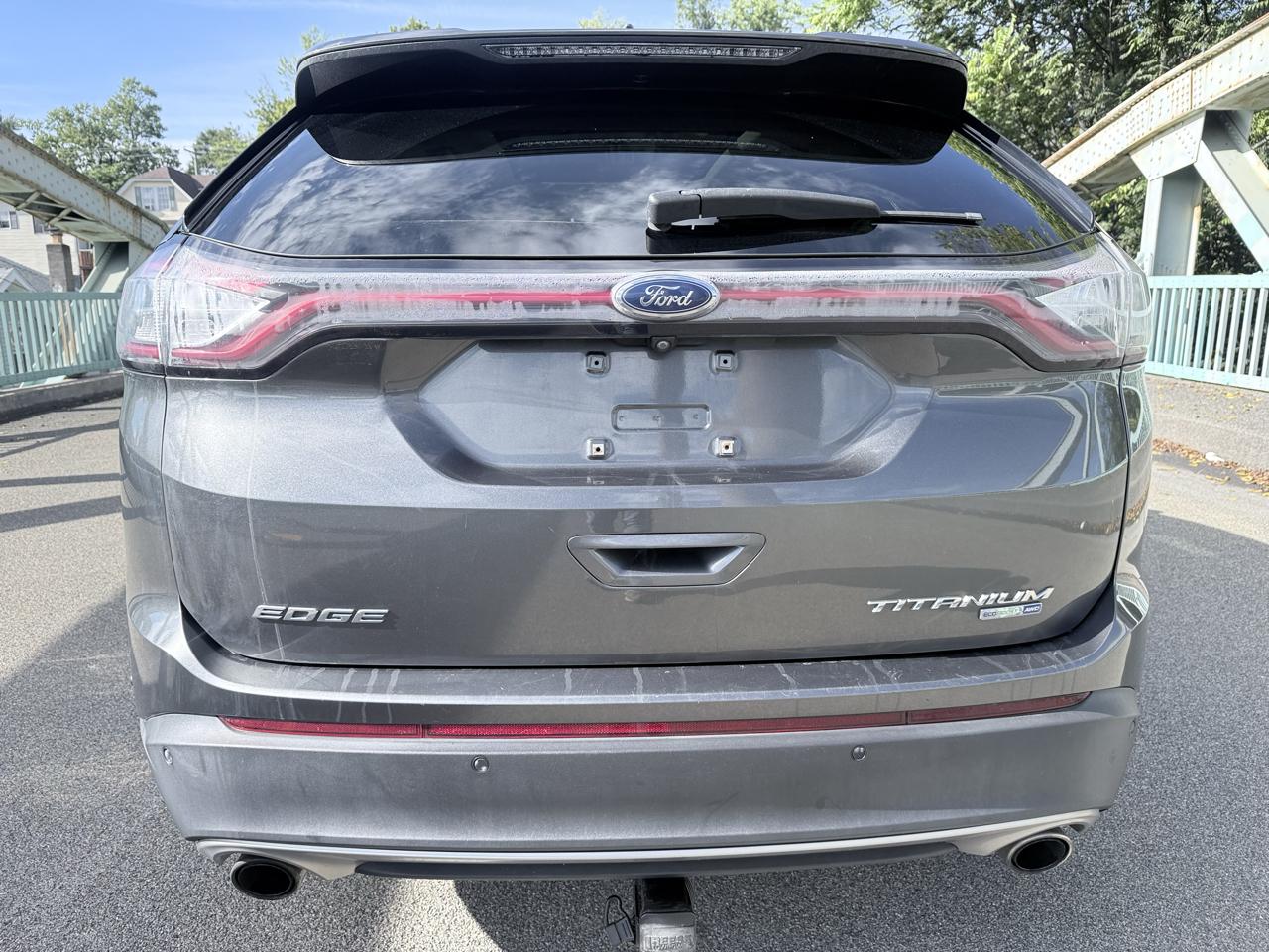 Ford Edge 4dr Titanium AWD 2016