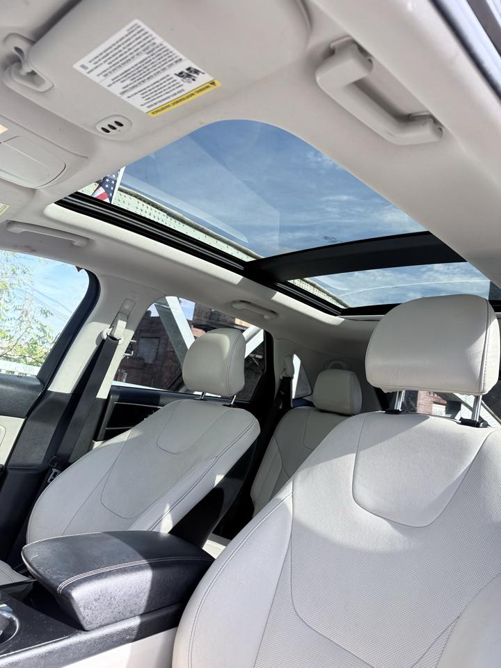 Ford Edge 4dr Titanium AWD 2016