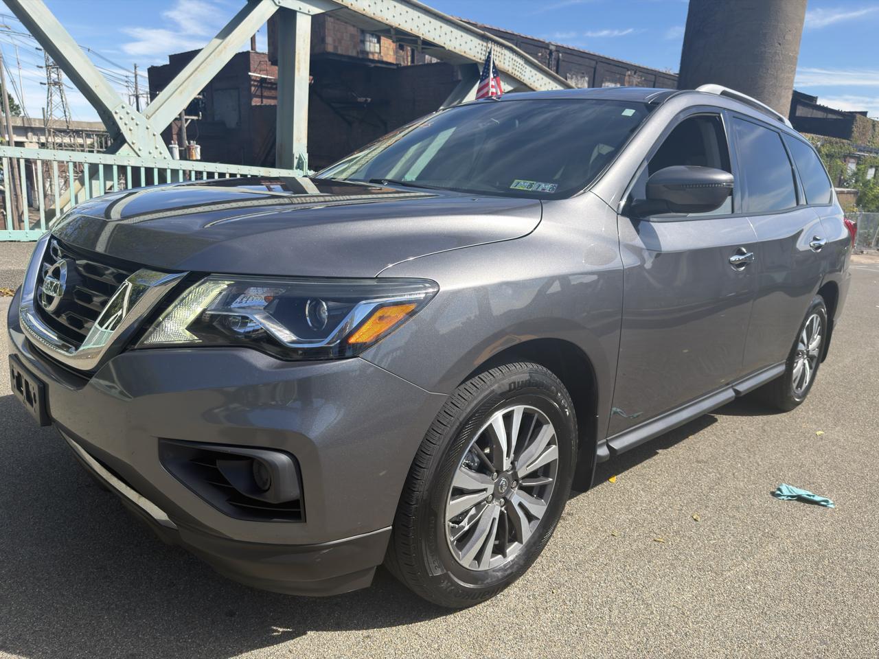 Nissan Pathfinder 4x4 S 2017