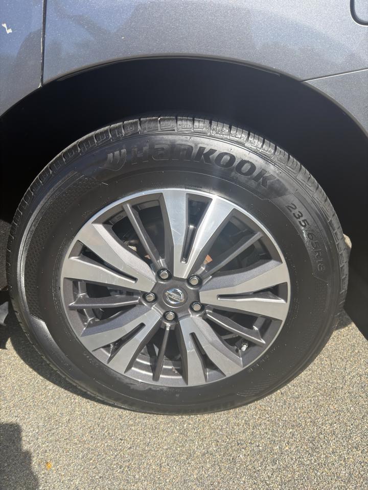 Nissan Pathfinder 4x4 S 2017