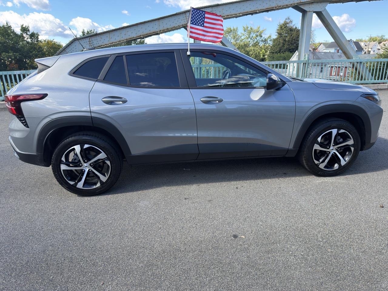 Chevrolet Trax FWD 4dr 1RS 2024
