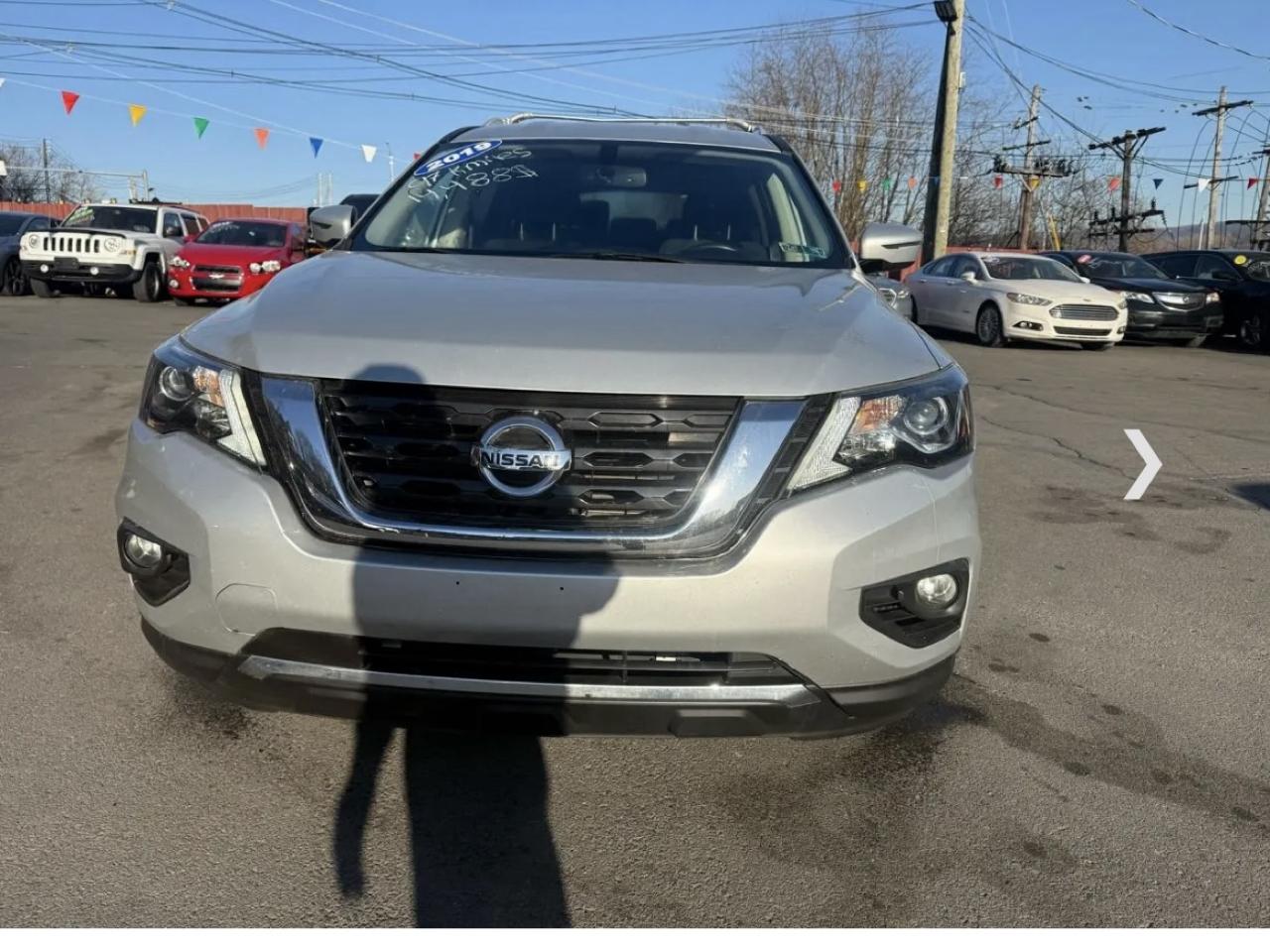 Nissan Pathfinder 4x4 SV 2019