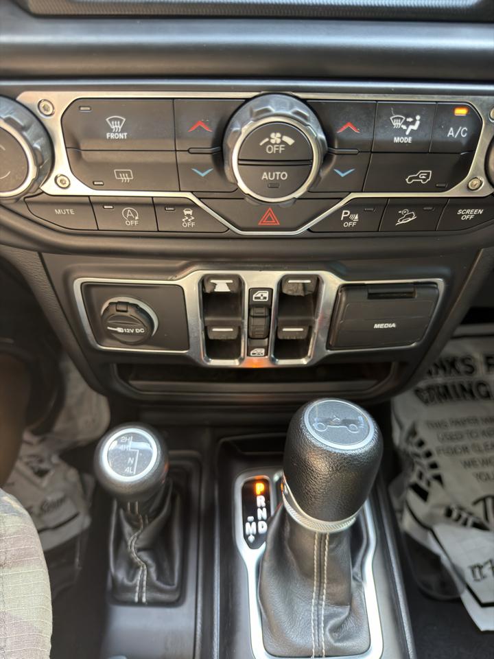 Jeep Wrangler Unlimited Sahara 4x4 2019