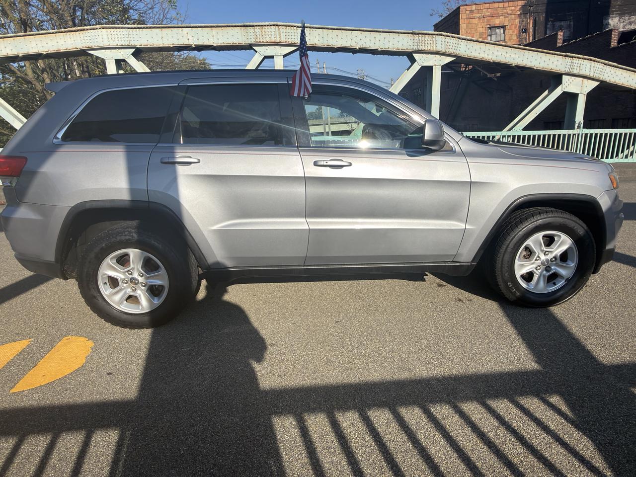 Jeep Grand Cherokee 4WD 4dr Laredo 2014