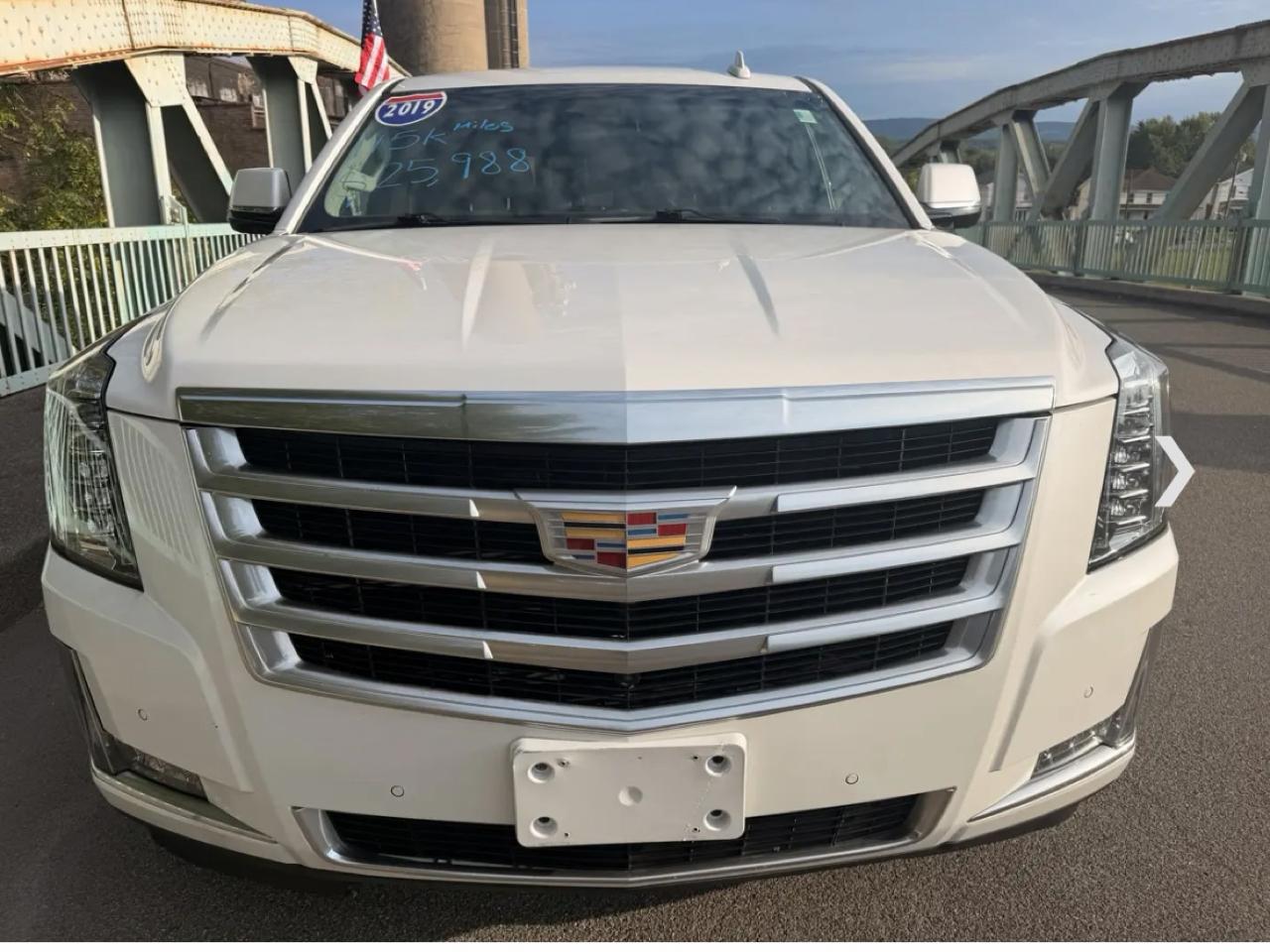 Cadillac Escalade 4WD 4dr Luxury 2019