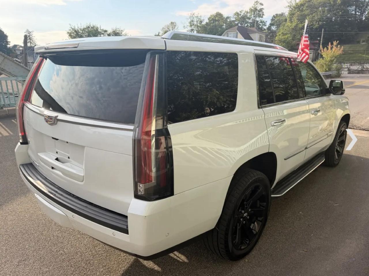 Cadillac Escalade 4WD 4dr Luxury 2019