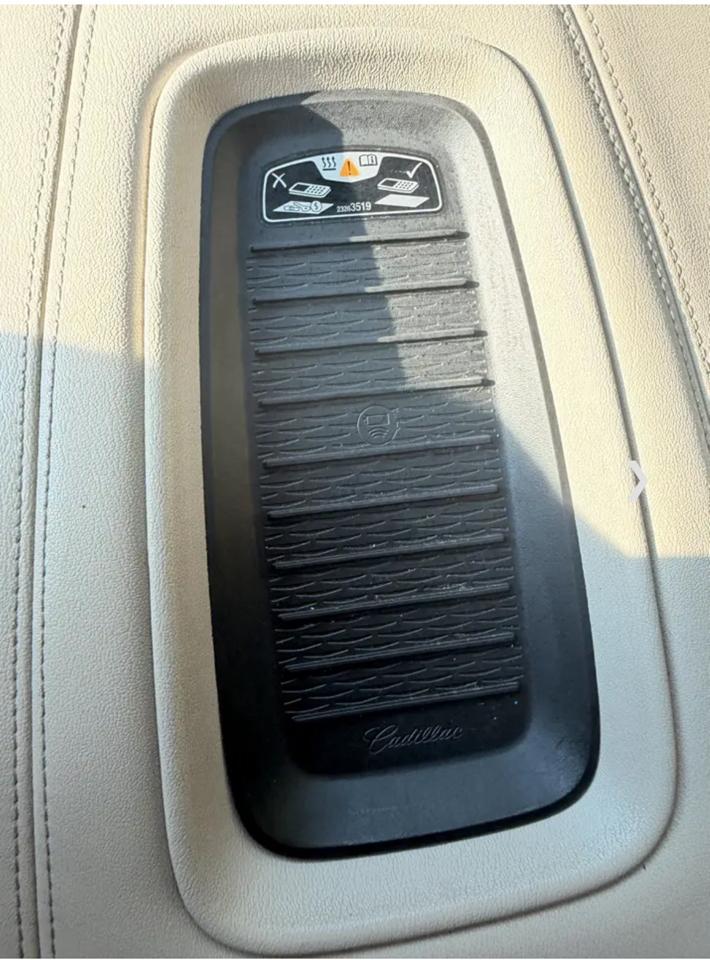 Cadillac Escalade 4WD 4dr Luxury 2019